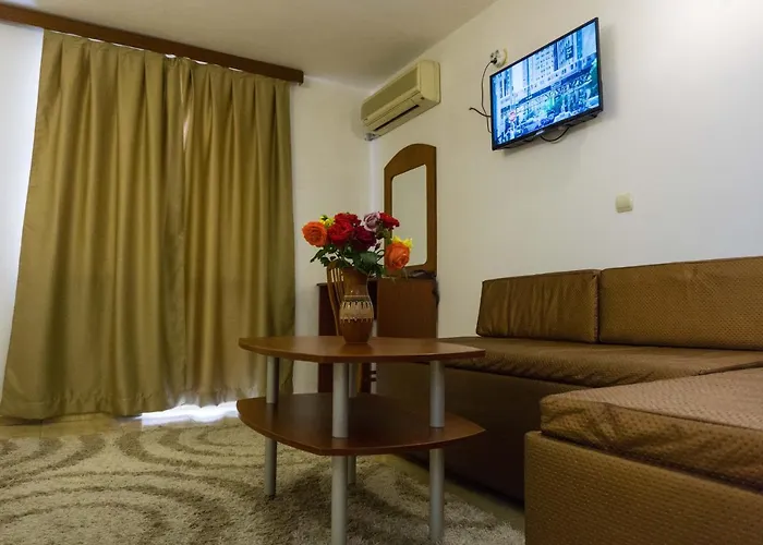 Family Orfei 2* Nessebar