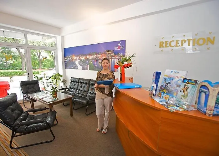 מלון Family Orfei 2*